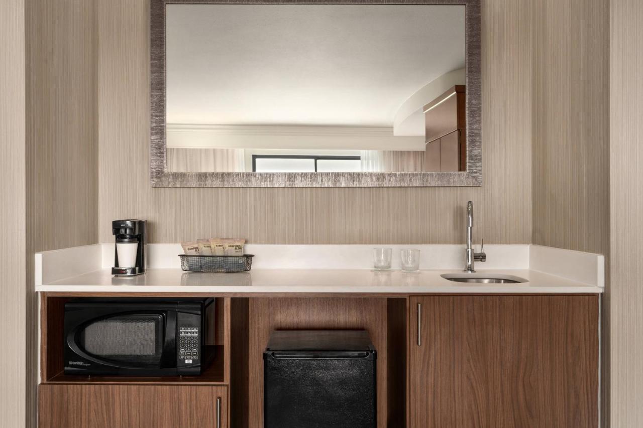 Hotel Courtyard By Marriott Philadelphia Montgomeryville 4*