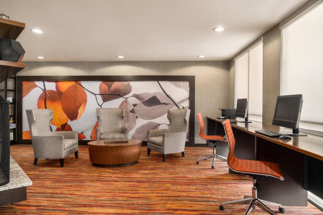 Courtyard By Marriott Philadelphia Montgomeryville Hotel 4*